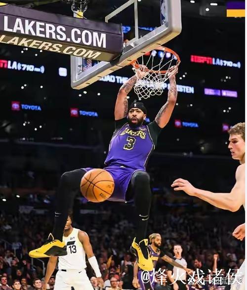 克内克特狂砍37分 詹姆斯26+12助湖人击败爵士豪取6连胜