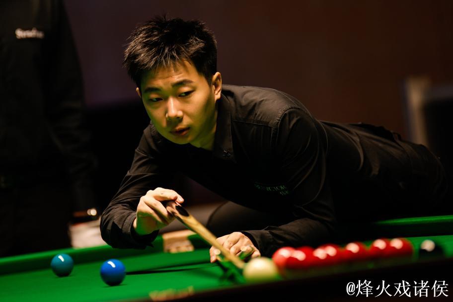 吕昊天和周跃龙决胜轮告捷,顺利挺进斯诺克英锦赛正赛 吕昊天和周跃龙决胜轮告捷,顺利挺进斯诺克英锦赛正赛